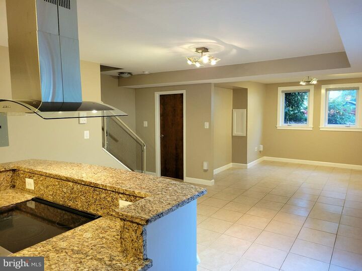 Property Photo:  1127 N Stuart Street N 4  VA 22201 