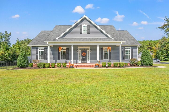 Property Photo:  939 Maple St.  SC 29511 