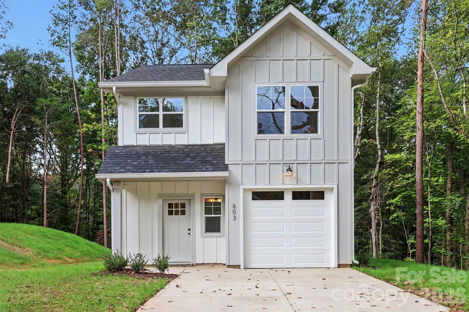Property Photo:  603 W Lewis Street  NC 28034 