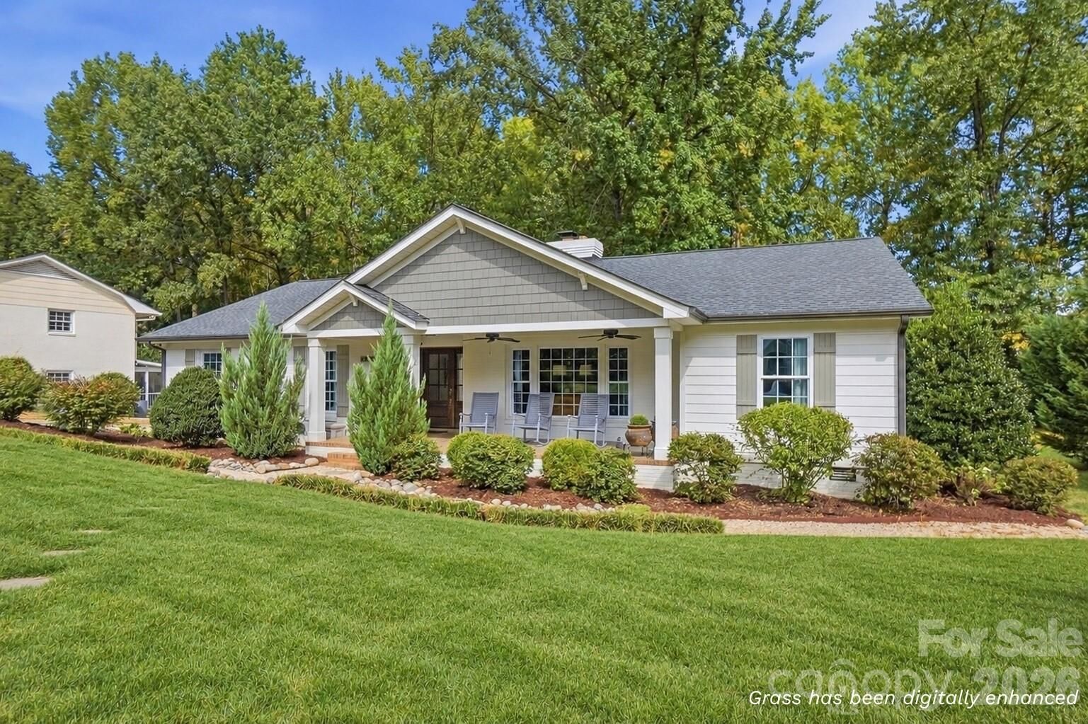 Property Photo:  4315 Emory Lane  NC 28211 