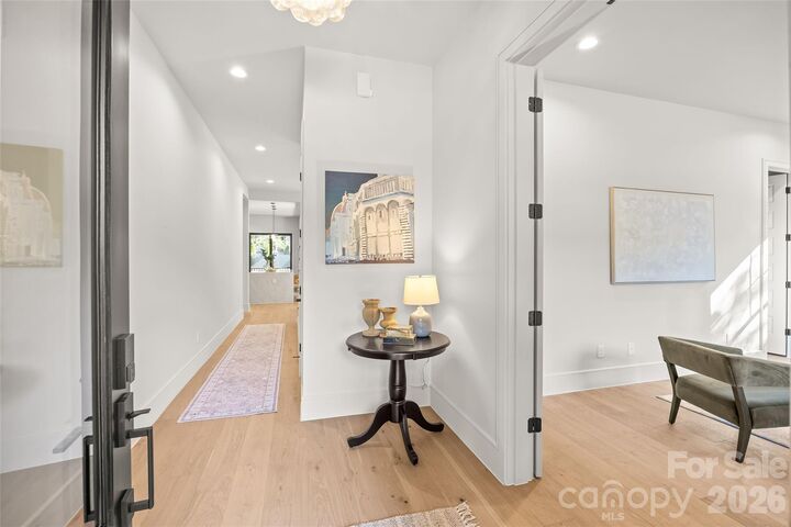 Property Photo: 1217 Parkwood Avenue NC 28205