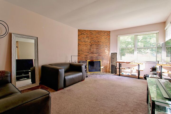 Property Photo: 907 Waycross Road OH 45240