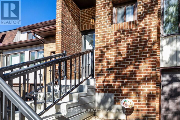 Property Photo: 765 Oklahoma Drive 5 ON L1W 3C9