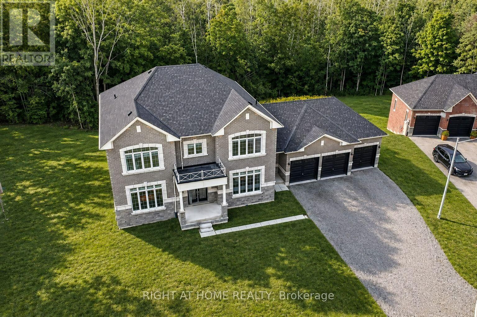 Property Photo:  8 Forest Heights Court  ON L0L 2E0 