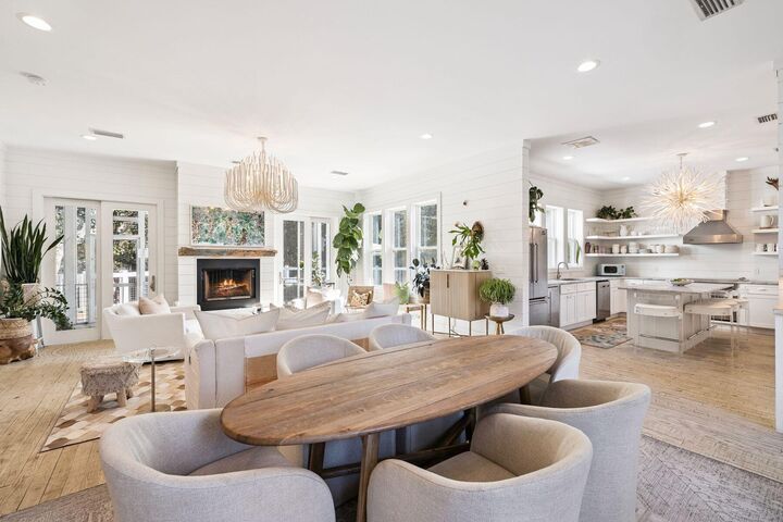 Property Photo:  43 Suzanne Drive  FL 32459 