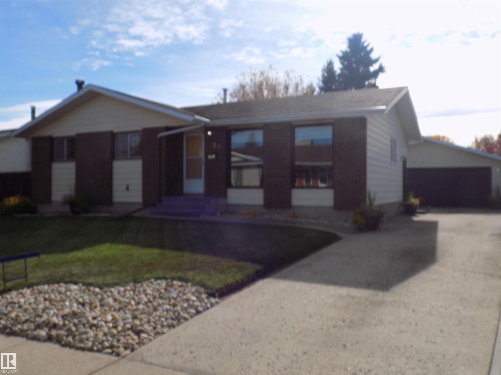 Property Photo:  129 Mountain Ash Drive  AB T9A 2T4 