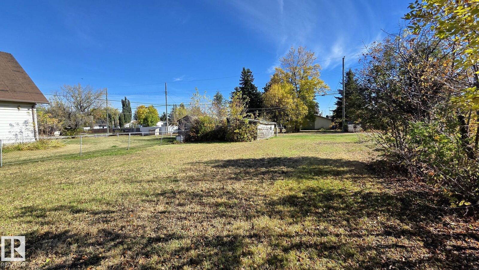 Property Photo:  5521 49 Street  AB T9C 1G5 