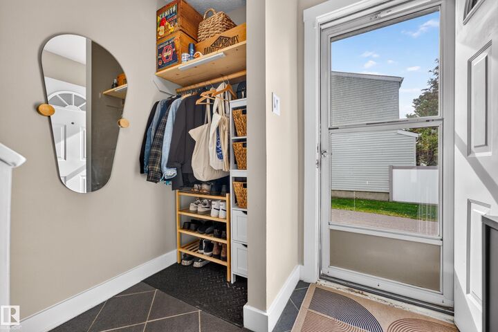 Property Photo: 138 Dickinsfield Crest NW AB T5E 5V8