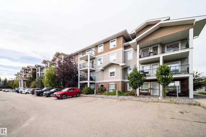 Property Photo: 9351 Simpson Drive NW 3114 AB T6R 0N4