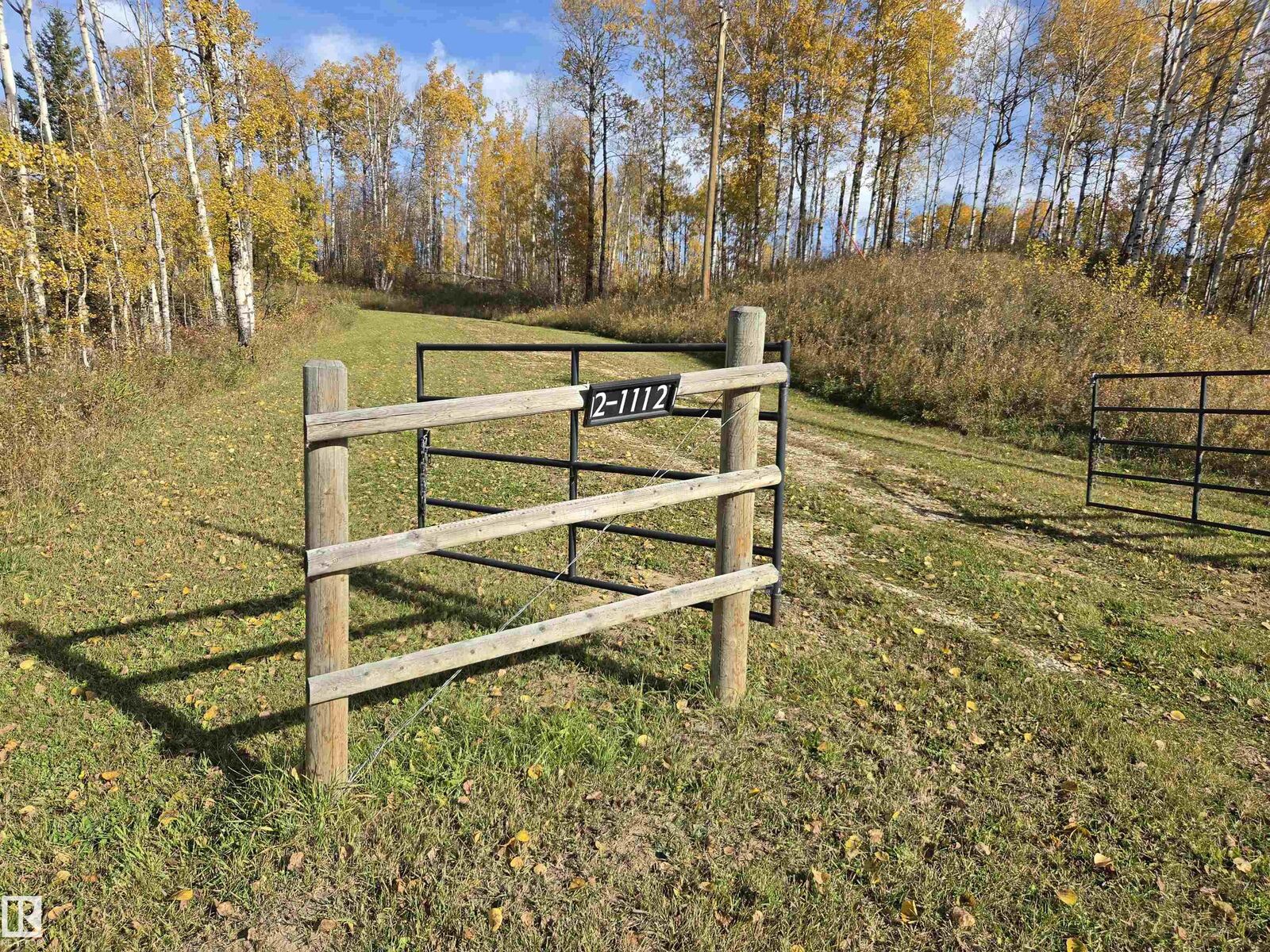 Property Photo:  1112 Twp Road 540 2  AB T7Y 0A6 