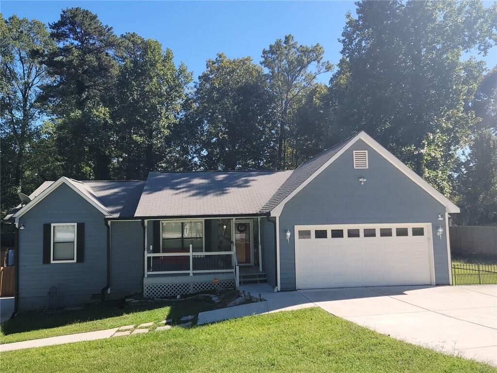 Property Photo:  5104 Carole Place SW  GA 30087 