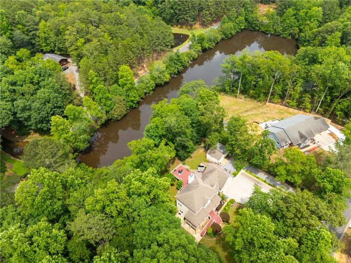 Property Photo: 31 Fawn Lake Trail NE GA 30184