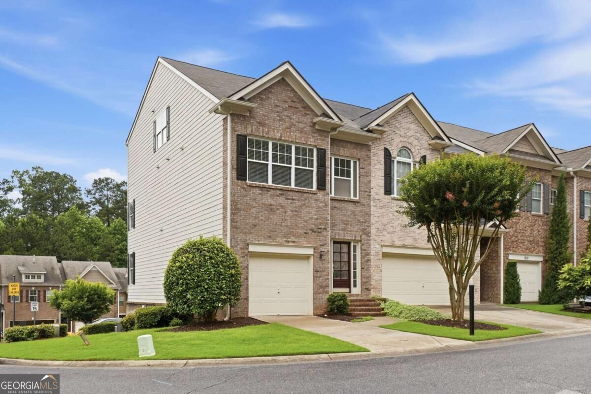 Property Photo:  1013 Firethorne Pass  GA 30040 