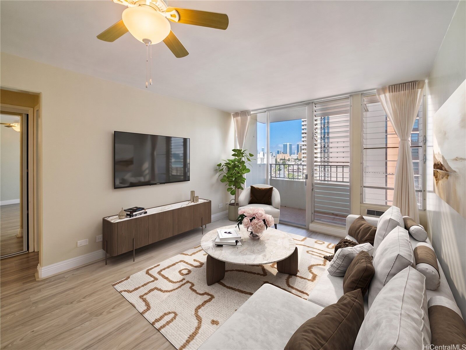Property Photo:  796 Isenberg Street 8C  HI 96826 