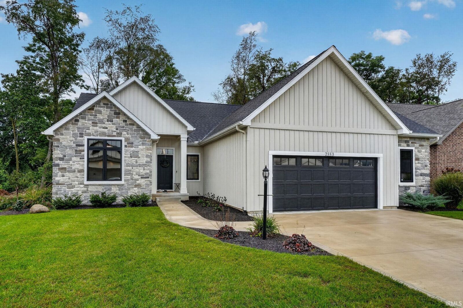 Property Photo:  2553 Timberstone Drive  IN 46514-8662 