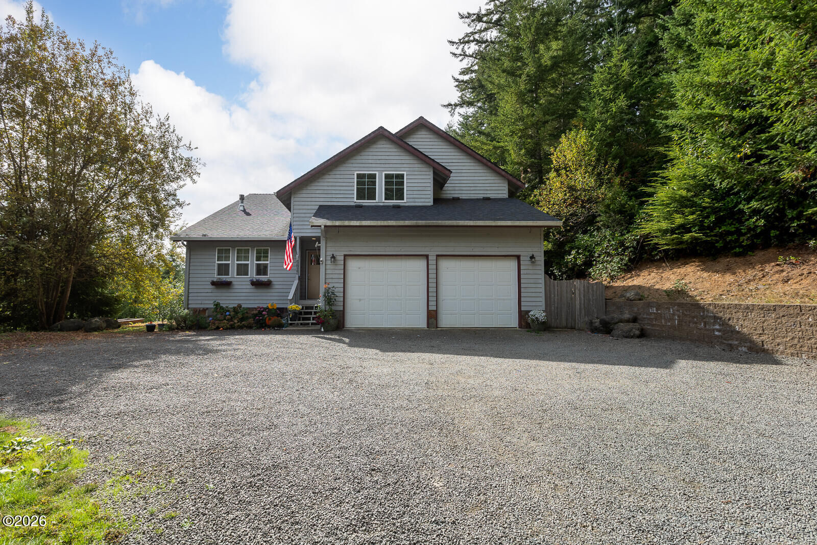 Property Photo:  2708 NE East Devils Lake Road  OR 97368 