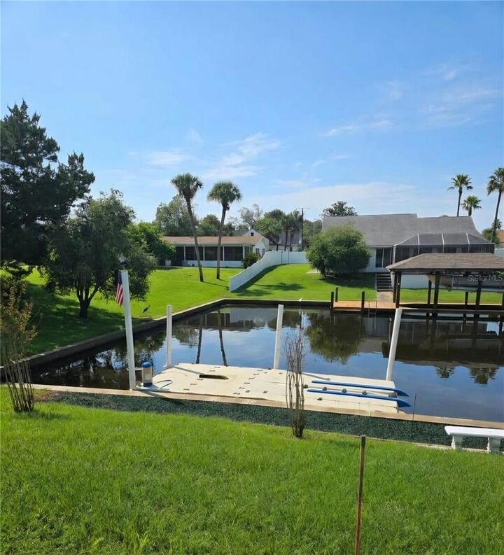 Property Photo:  85 S Cimmaron Drive  FL 32137 