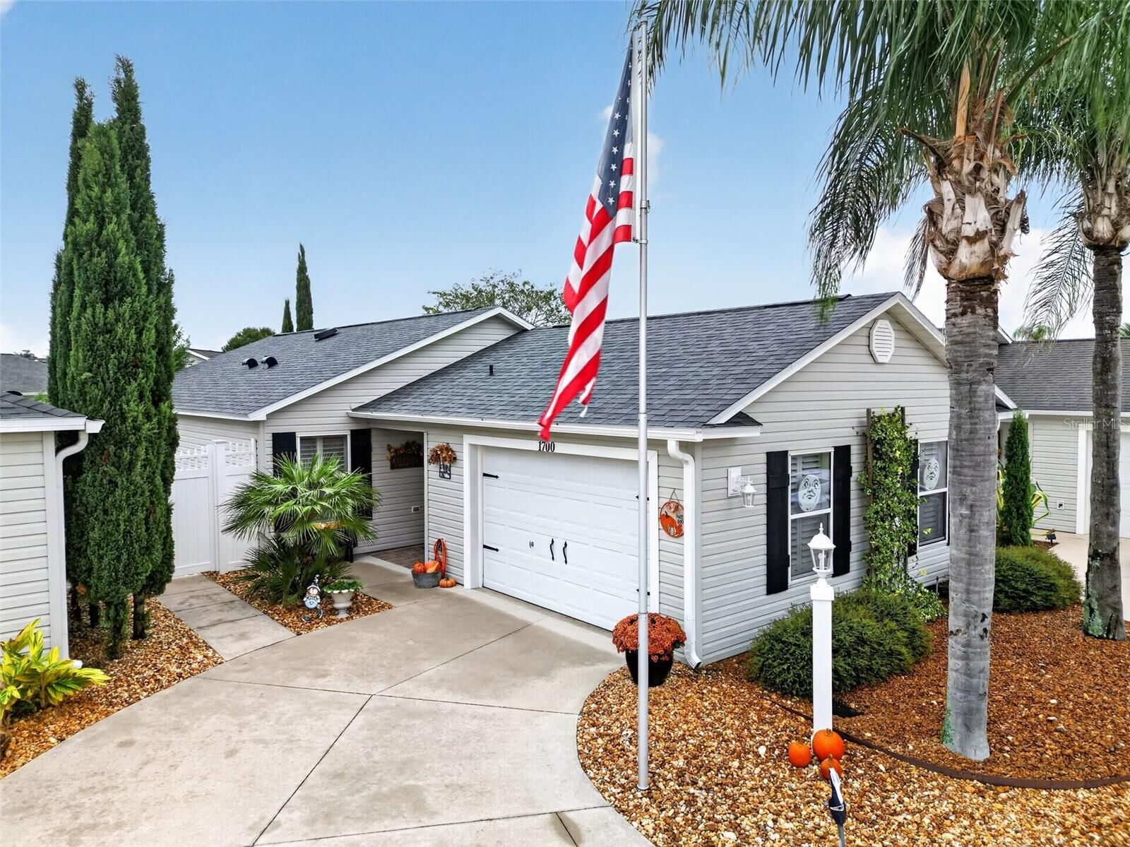 Property Photo: 1700 Jadestone Terrace FL 32162