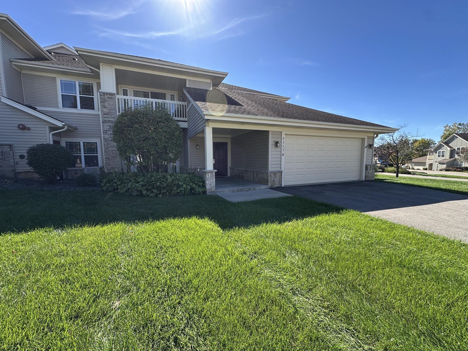 Property Photo:  9313 S Cobblestone Way  WI 53132 