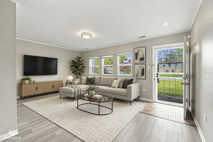 Property Photo: 16236 Spaulding Avenue IL 60428