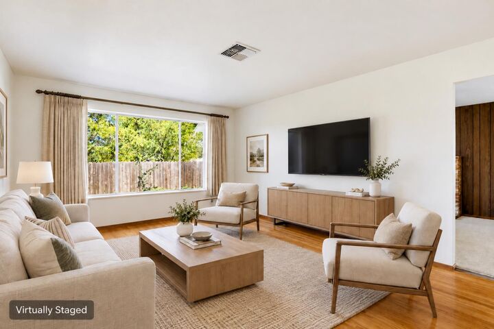 Property Photo: 610 Le Duc Street CA 95945