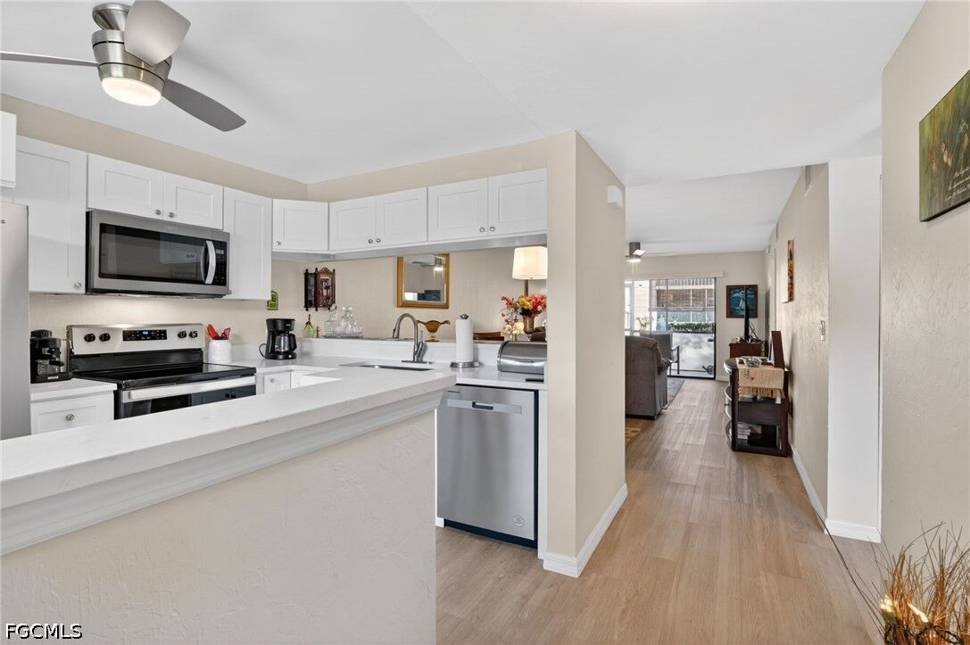 Property Photo:  5735 Foxlake Drive 2  FL 33917 
