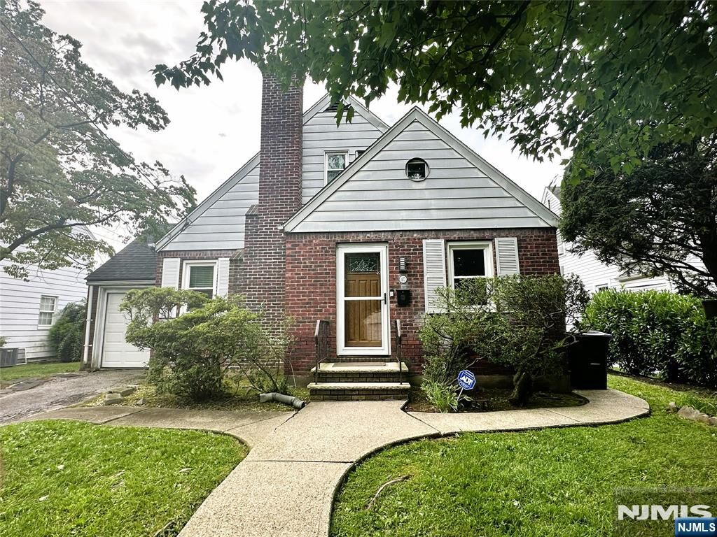 Property Photo: 40 Golf Court NJ 07666
