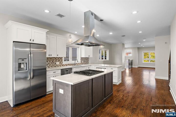Property Photo:  234 Columbus Place B  NJ 07010 