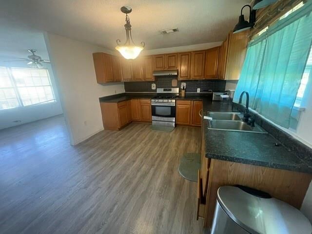 Property Photo:  206 Oak Street  LA 70443 