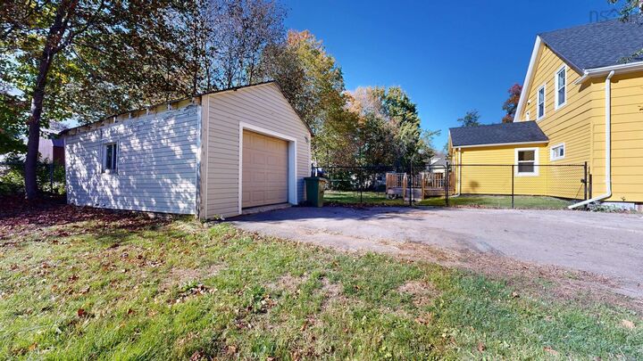 Property Photo:  272 Bridge Street  NS B4N 2G2 