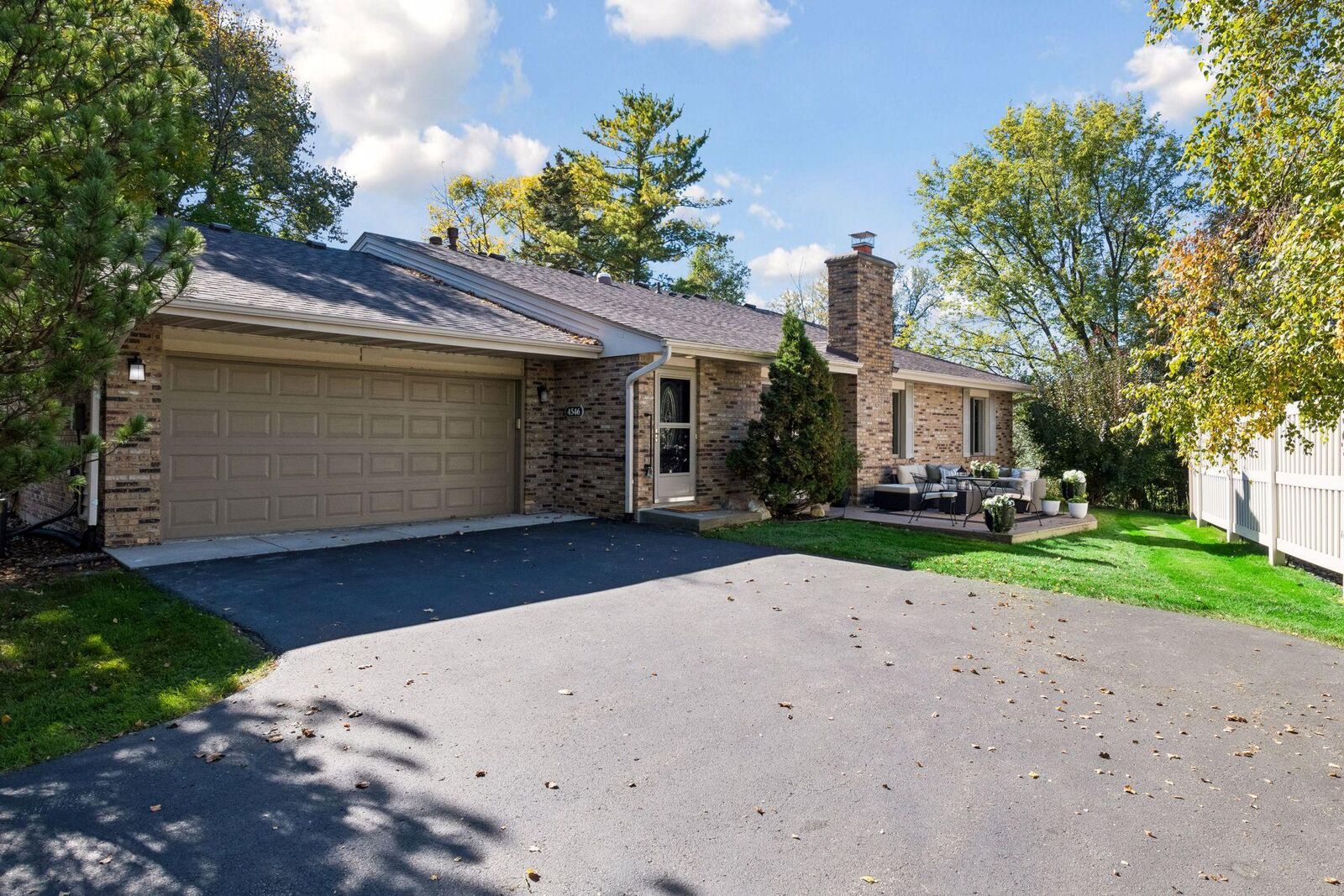 Property Photo:  4546 Aspenwood Trail  MN 55345 