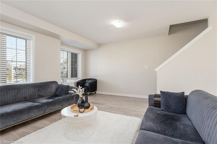 Property Photo:  120 Monarch Woods Drive  ON N2P 2N7 