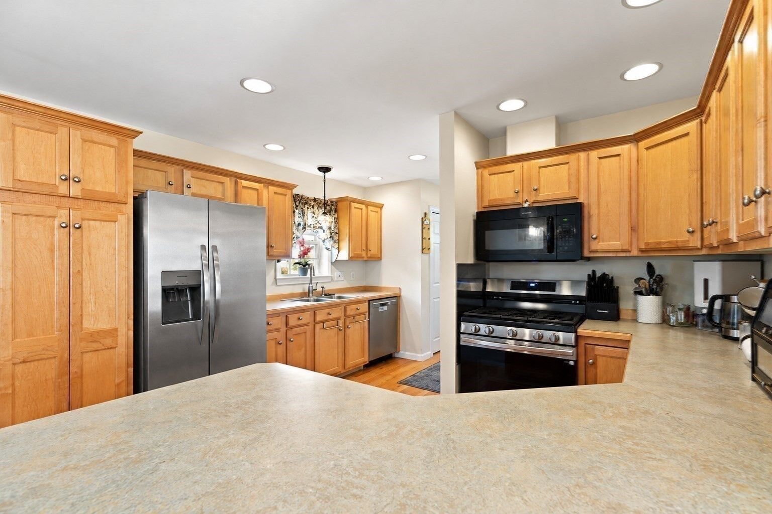 Property Photo: 21 Hemlock Dr 21 MA 02333