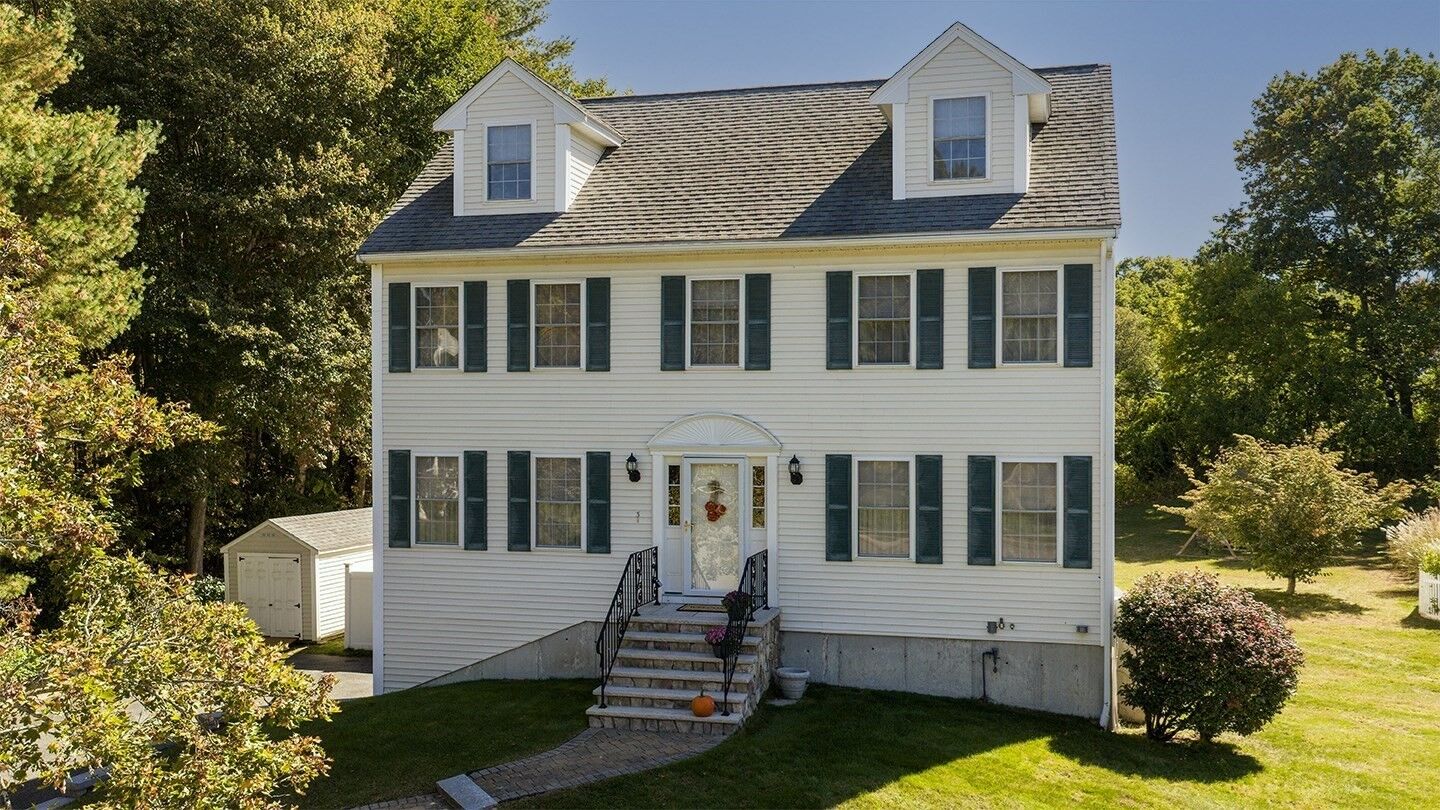 Property Photo:  3 Etta Rd  MA 01821 