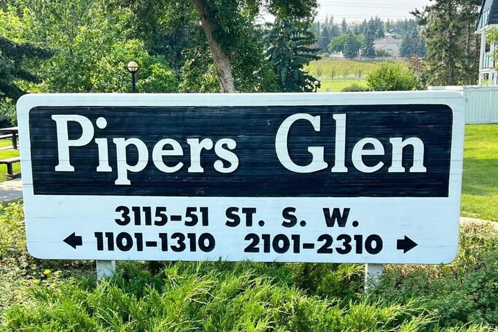 Property Photo:  3115 51 Street SW 2301  AB T3E 6P4 