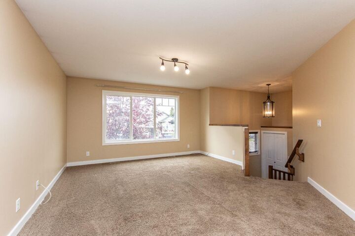 Property Photo:  79 Trimble Close  AB T4P 0N5 