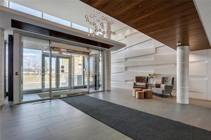 Property Photo:  1025 5 Avenue SW 2201  AB T2P 1N4 