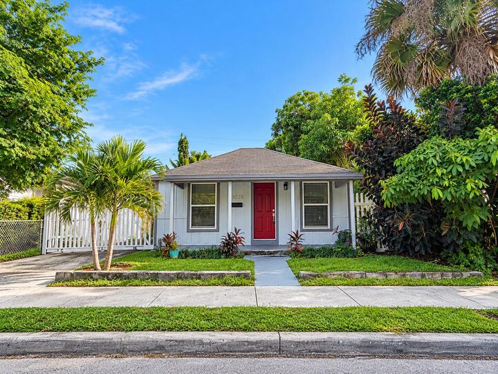 Property Photo:  1028 18th Street 0  FL 33407 