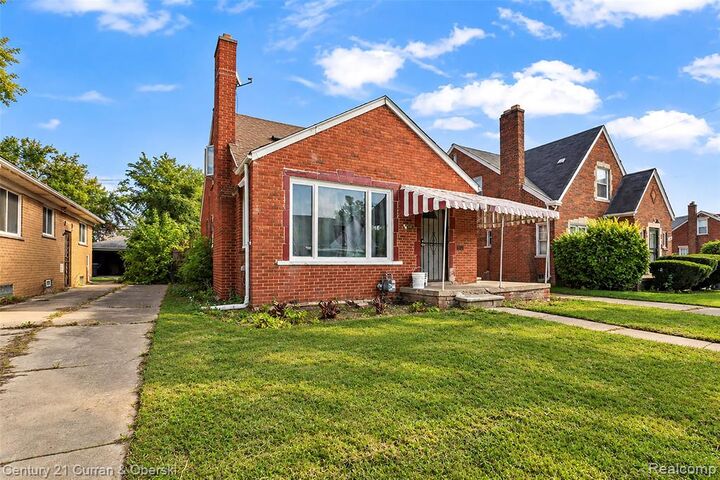 Property Photo:  7412 Forrer Street  MI 48228 