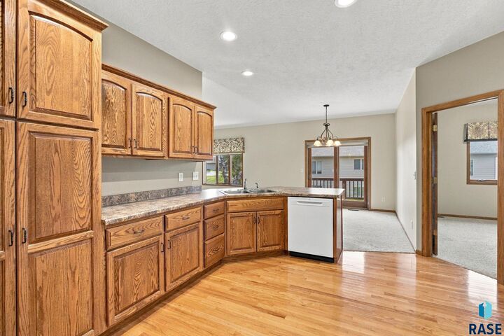 Property Photo: 3205 S Lupine Pl SD 57110