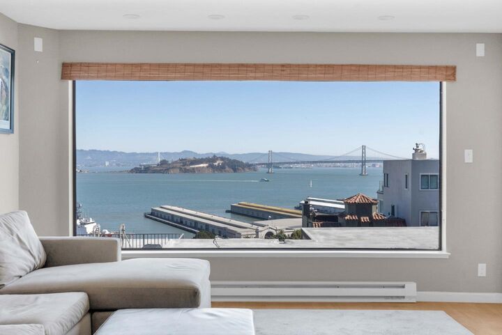 Property Photo:  1451 Montgomery Street 6  CA 94133 