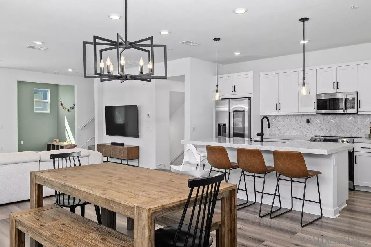 Property Photo:  838 Akana Ave. 1  CA 91911 