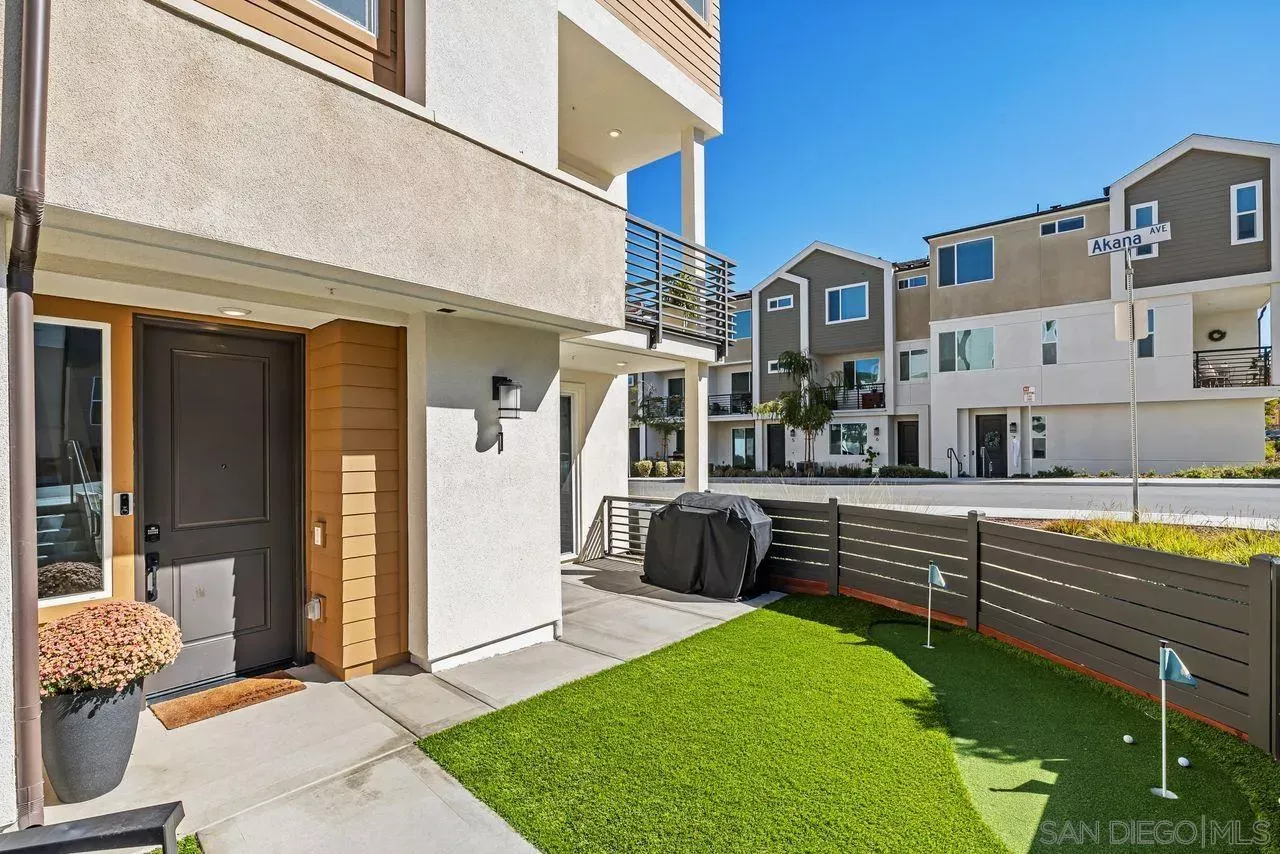 Property Photo: 838 Akana Ave. 1 CA 91911