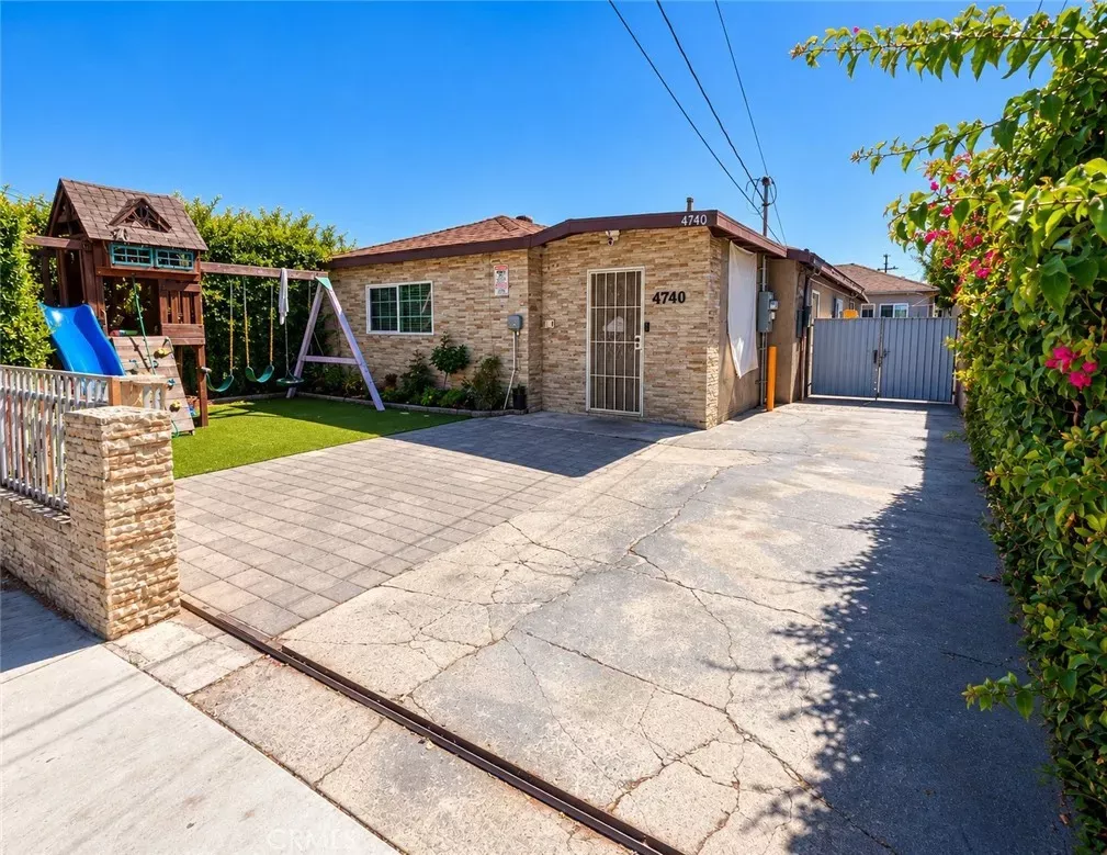 Property Photo:  4740 W 161st  CA 90260 