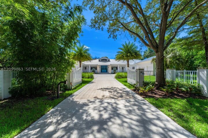Property Photo:  7900 SW 118th St  FL 33156 
