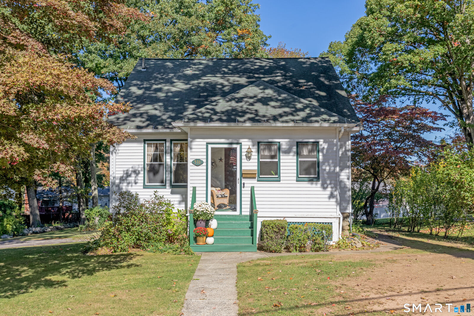 Property Photo:  516 Chipman Street  CT 06708 