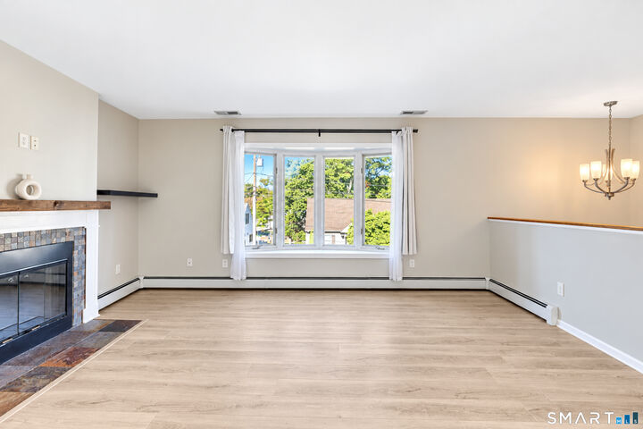 Property Photo:  9 Hopkins Court  CT 06405 
