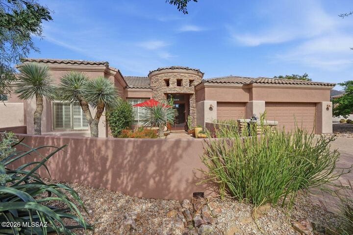 Property Photo:  6075 W Double Green Lane  AZ 85658 