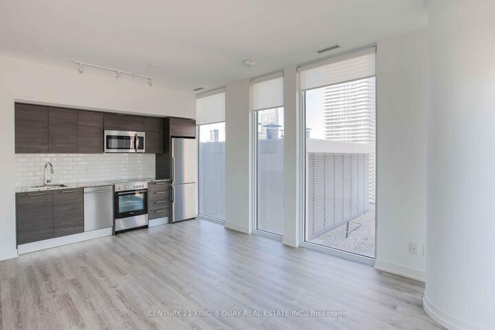 Photo de la propriété:  28 Wellesley Street E 2509  ON M4Y 0C4 