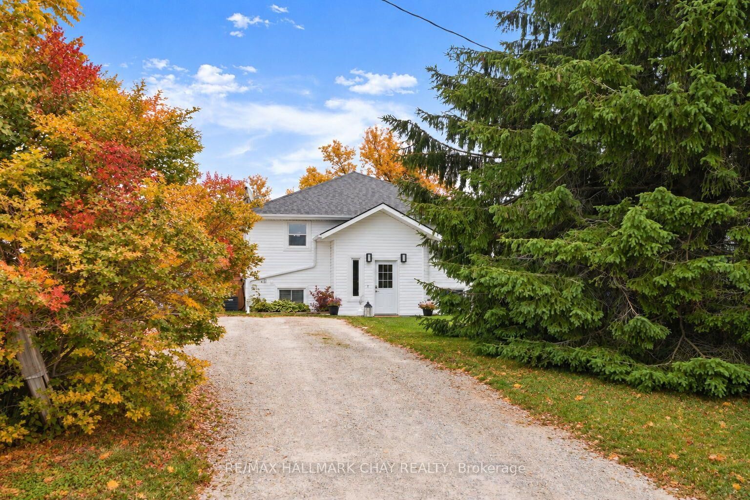 Property Photo:  19 Addeson Street  ON L9V 3E9 
